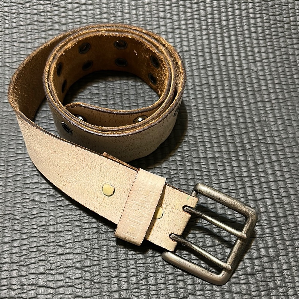 Hollistet Distress Stylish Tan Leather Belt